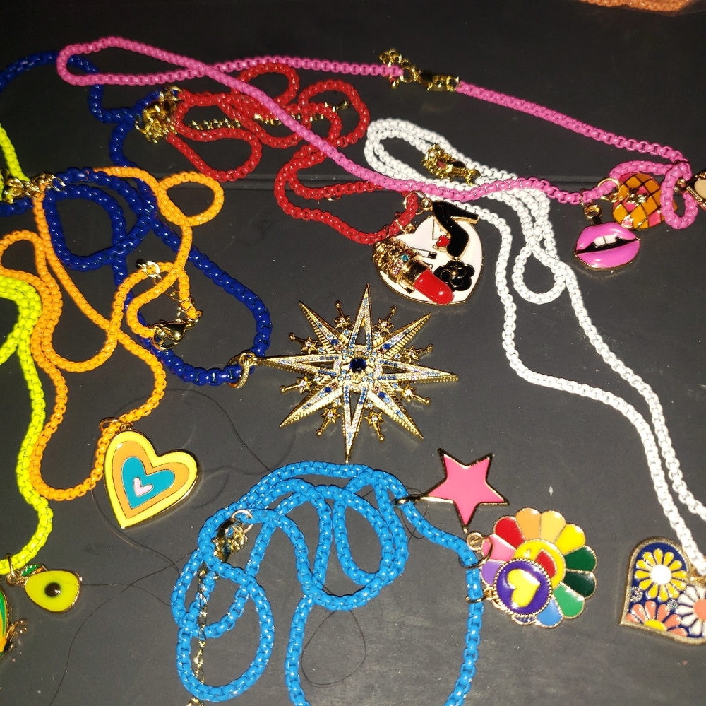 Fun and Funky or Glitz and Glam. I would love to create a piece unique to you.